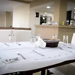 Crown 3* 尼尔斯吉尼