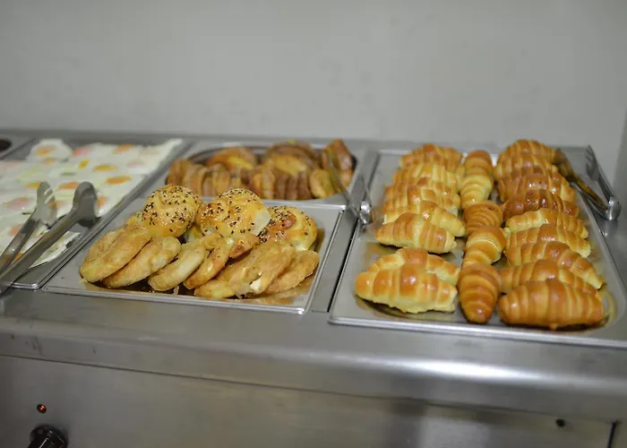 Crown Aparthotel Nea Skioni