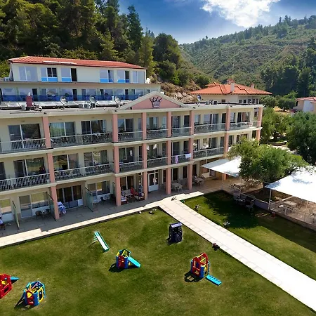 Aparthotel Crown Nea Skioni