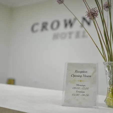 Crown 3*
