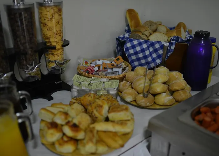 Crown 尼尔斯吉尼