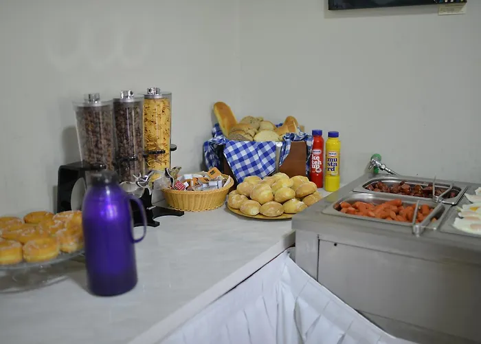 Crown 公寓式酒店